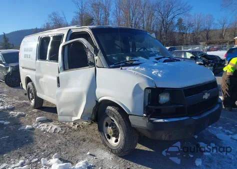 2009 Chevrolet Express 2500 Work Van z USA, uszkodzony, nr VIN 1GCGG25C491138916